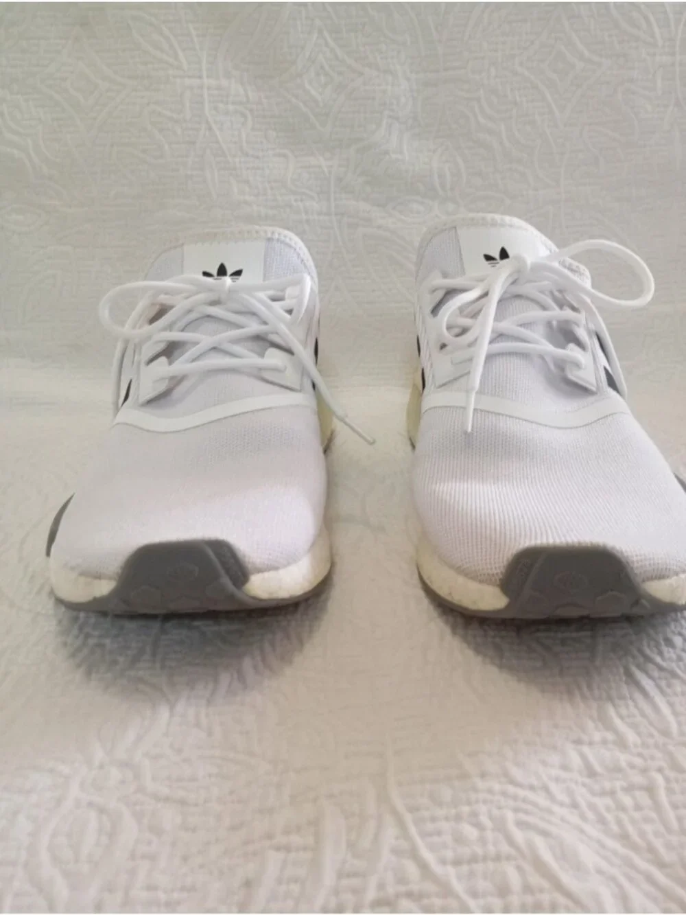 Adidas NMD_R1 White & Black Mens Sneakers Size 11 Mesh Upper Boost Midsole